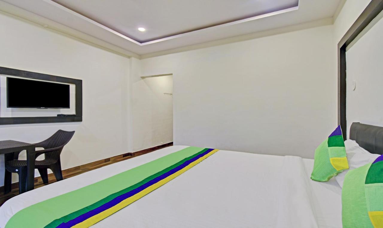 Treebo Paradise Inn With Mountain View มหาบาเลชวาร์ ภายนอก รูปภาพ