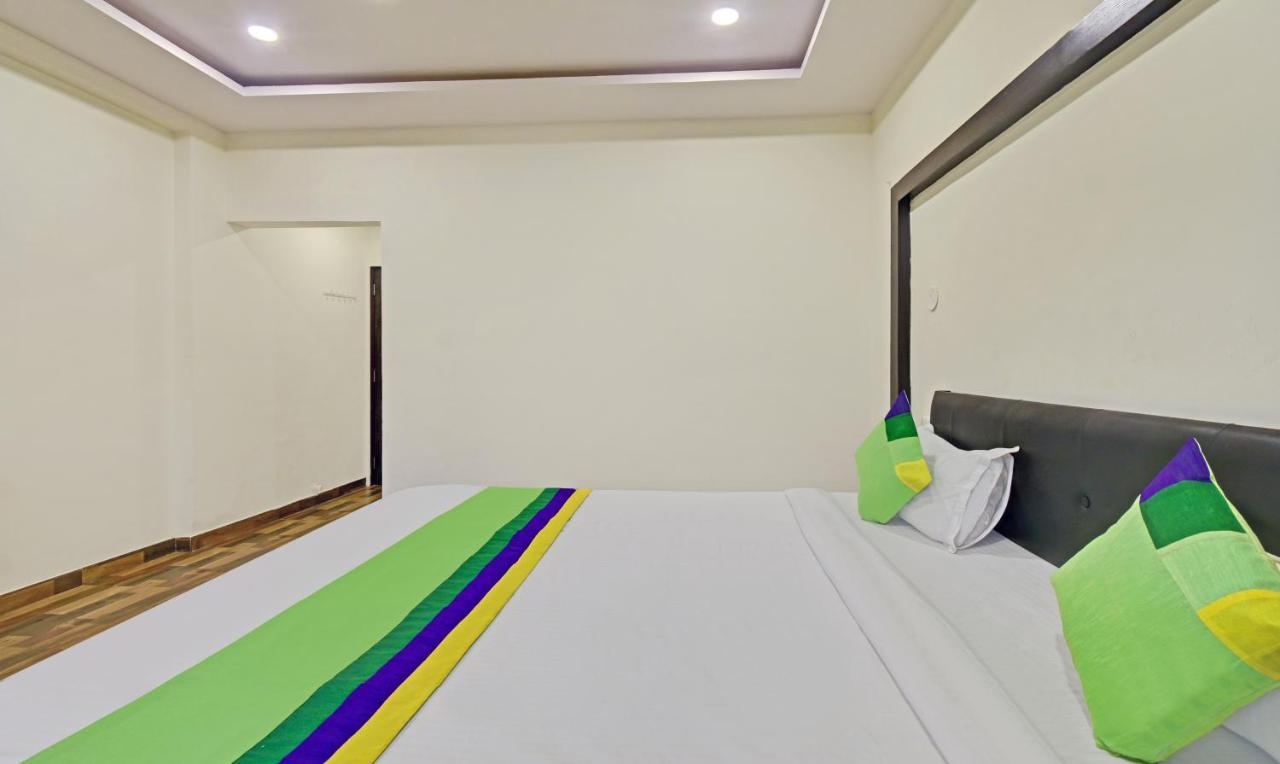 Treebo Paradise Inn With Mountain View มหาบาเลชวาร์ ภายนอก รูปภาพ