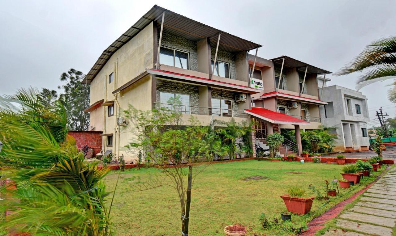 Treebo Paradise Inn With Mountain View มหาบาเลชวาร์ ภายนอก รูปภาพ